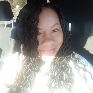 Meet your Posher, Sandy